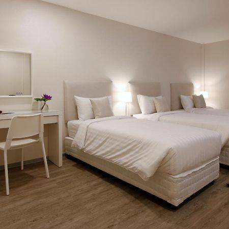 Ratchadamnoen Residence Μπανγκόκ Δωμάτιο φωτογραφία