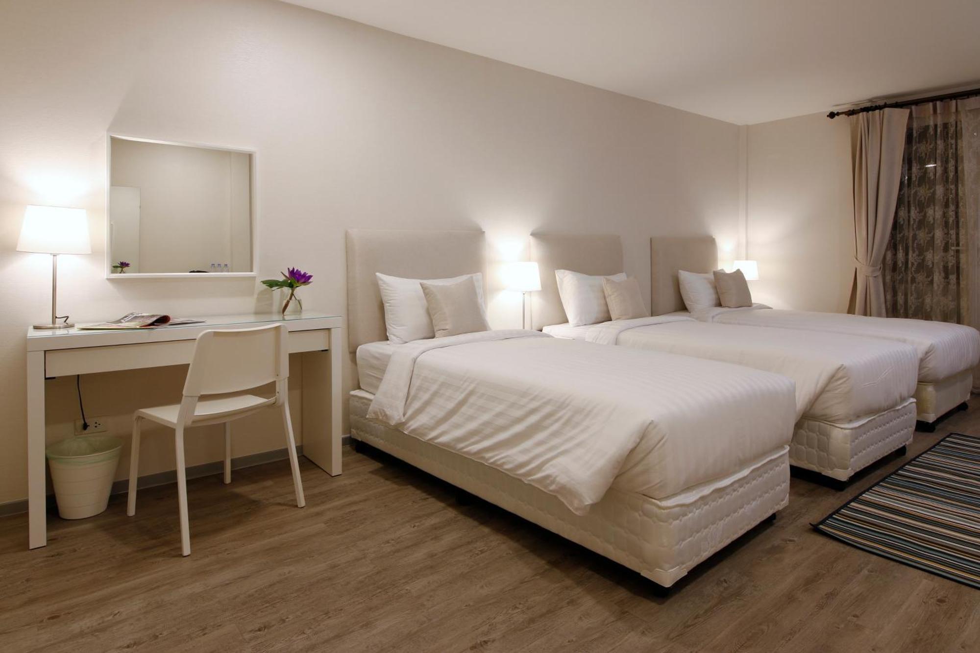 Ratchadamnoen Residence Μπανγκόκ Δωμάτιο φωτογραφία